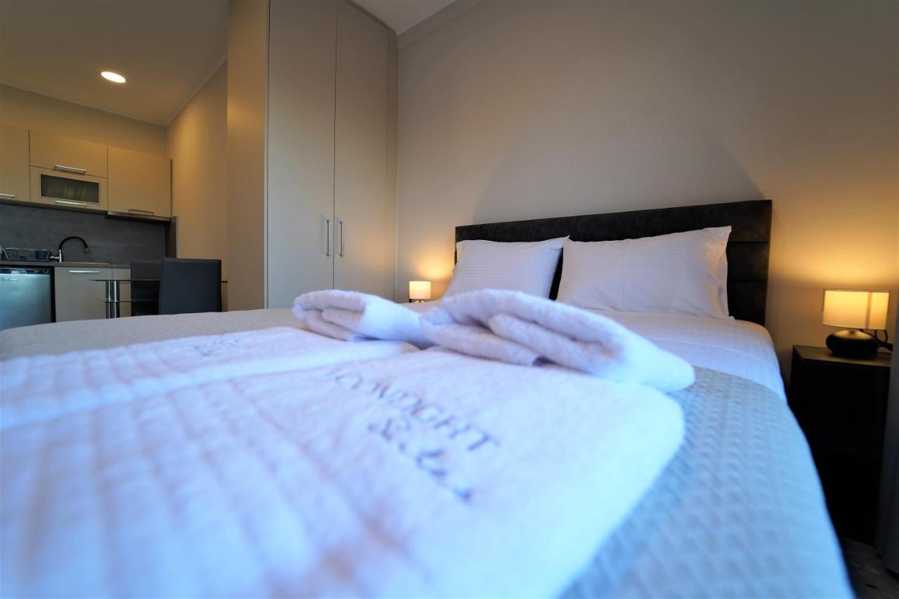 Moonlight Suites Parga Exteriör bild