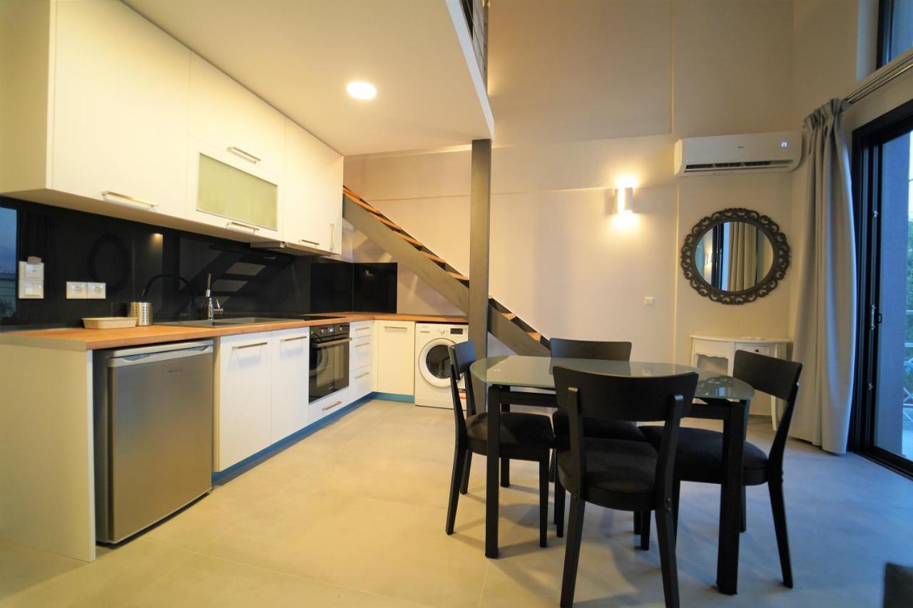 Moonlight Suites Parga Exteriör bild