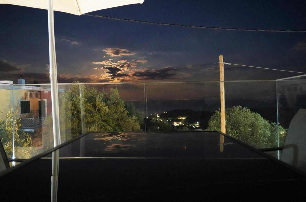 Moonlight Suites Parga Exteriör bild