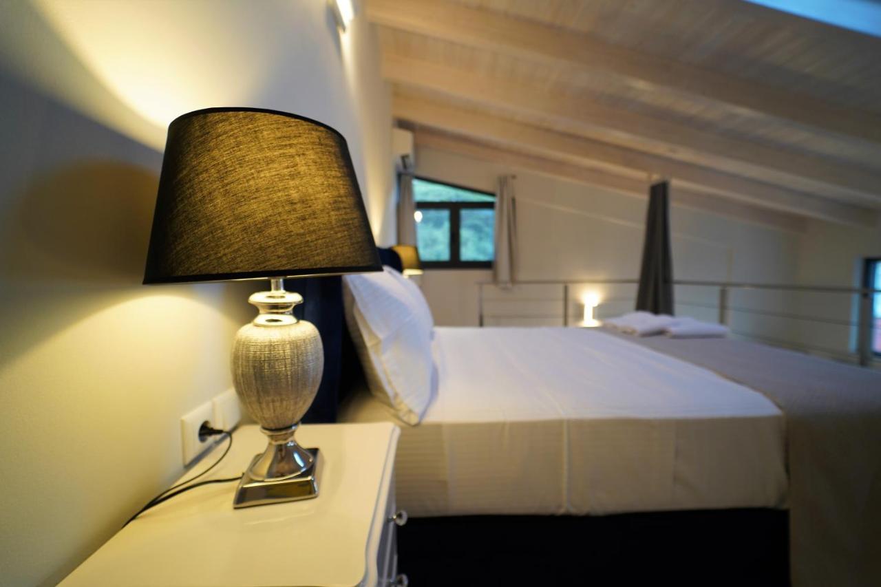 Moonlight Suites Parga Exteriör bild