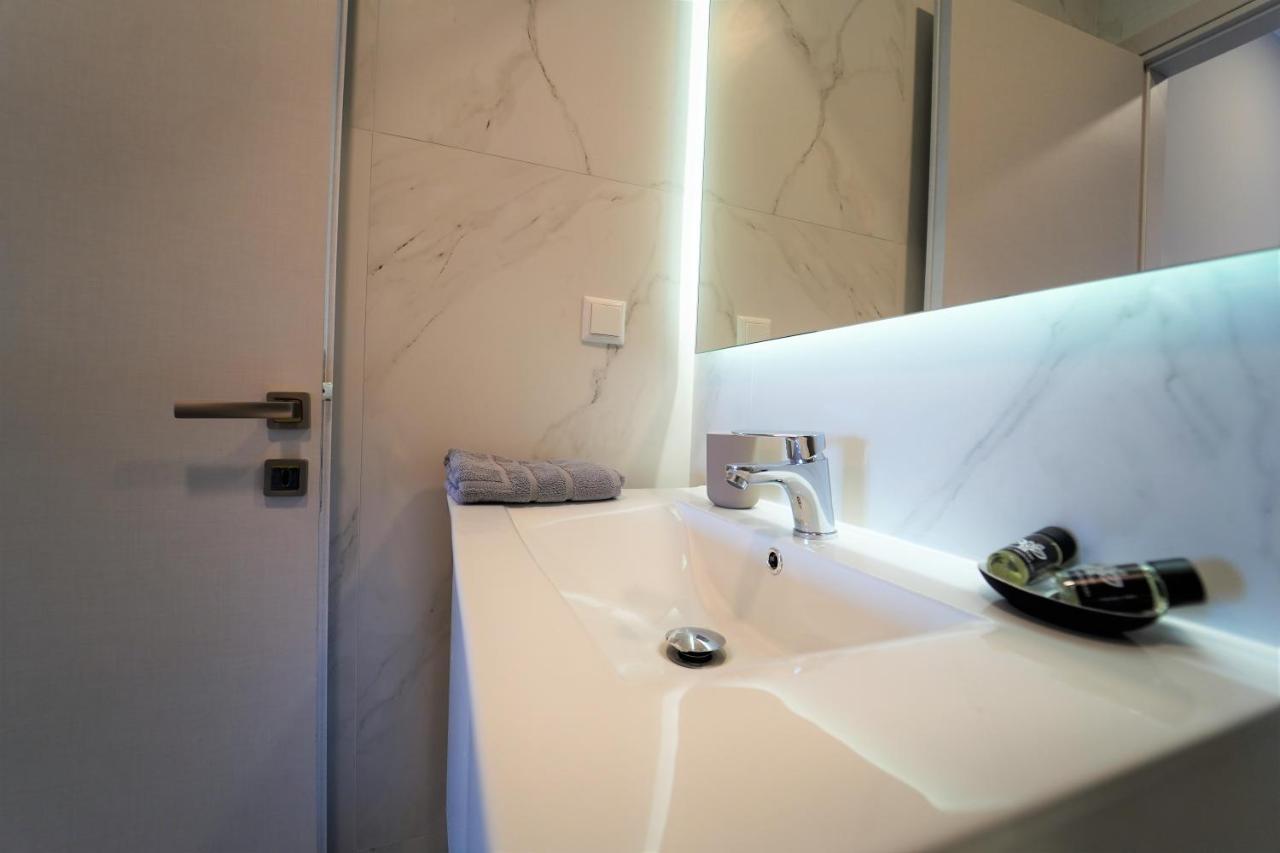 Moonlight Suites Parga Exteriör bild