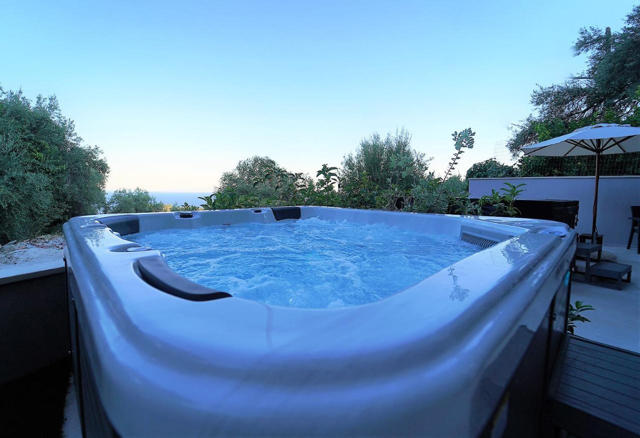 Moonlight Suites Parga Exteriör bild